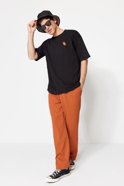 TRENDYOL MAN Siyah Oversize Bisiklet Yaka K?sa Kol Tilki Nak?sl? %100 Pamuklu T-Shirt TMNSS23TS00182 - Trendyolmilla фото 4