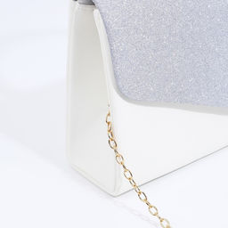 Сумка-клатч женская вечерняя на магните с ручкой, комбинированная, белая