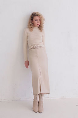 12189 Юбка с разрезом айвори из экокожи - Martichelli фото 4