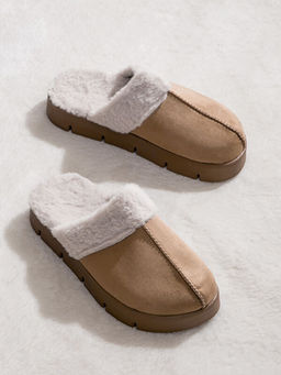 ??i T?yl? Kad?n Ev Terli?i