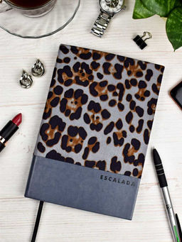 Ежедневник недатированный ESCALADA, А5, 160 л., арт. 64214/ 15 ЛЕОПАРД СЕРЫЙ  фото 17
