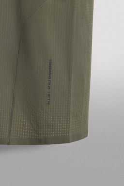 CAMISETA T?CNICA ESTRUCTURA / Gris antracita