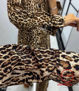 Костюм женский (рубашка и штаны)