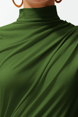 Yag Yesili Drape Detayl? Fitted/Vucuda Oturan K?sa Kollu Dik Yaka Esnek Orme Bluz TWOSS24BZ00426
