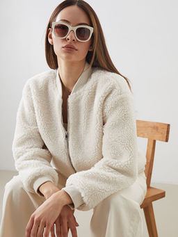 Kolej Yaka Kad?n Pel?? Mont