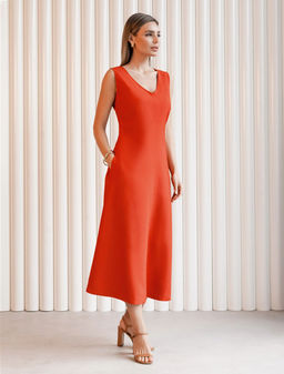 Платье из плотного лиоцелла