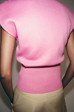 TOP PUNTO HOMBRERAS / Rosa