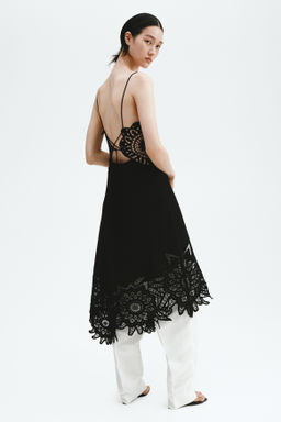 Vestido en mezcla de lino con detalles de encaje - H&m фото 5