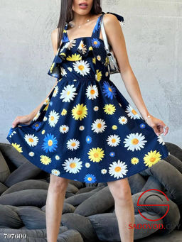 Платье женское в цветочек