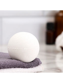 Цена за 2 шт. Бомбочка для ванн Добропаровъ из гималайской соли «лаванда и ментол» 110 г