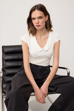 Ekru Regular/Normal Kal?p Bebe Yaka Kolsuz Interlok Orme Bluz TWOSS26BZ00342