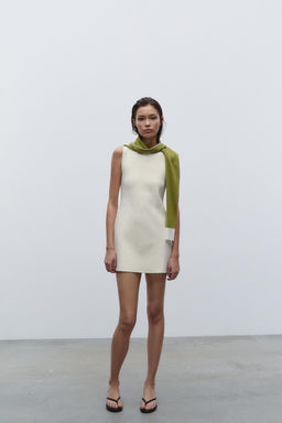 SHORT PLAIN KNIT DRESS