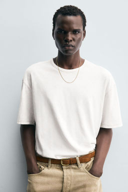 T-SHIRT WITH CONTRAST STITCHING - Zara фото 5