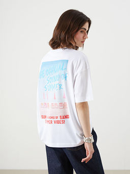 Bisiklet Yaka Bask?l? Oversize Kad?n Ti??rt