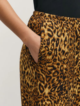 Прямые брюки из фактурной вискозы / Zarina фото 5