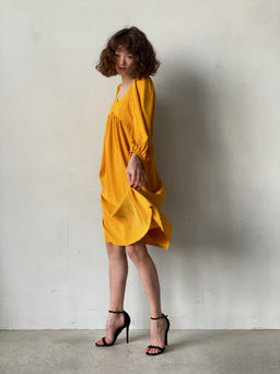 Платье-миди с пышными рукавами в цвете манго - Martichelli фото 38