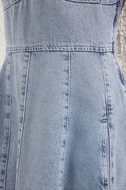 Trendyolmilla Ac?k Mavi V Yaka Ask?l? Midi Denim Elbise TWOSS25EL00737 фото 3