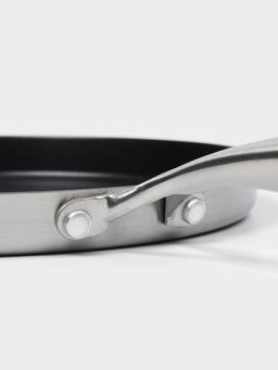 Блинная сковорода 3Ply Hanna Knövell, d=28 см, h=3 см, толщина 2.2 мм, индукция, антипригарное покрытие, нержавеющая сталь