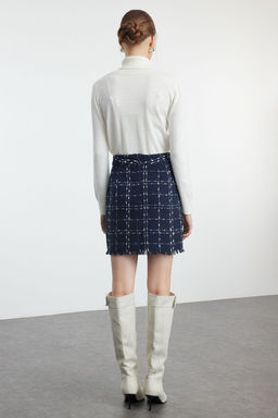 TRENDYOLMILLA Siyah Tuvit Kumas Etek Ucu Puskul DEtayl? Kalem Duz Kesim Mini Boy Dokuma Etek TWOAW21ET0026 фото 5