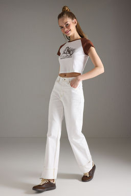 Beyaz Yuksek Bel Paca K?v?rmal? Dikis Detayl? Wide Leg Jeans TWOSS25JE00282 - Trendyolmilla фото 2