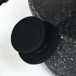 Крышка Magistro, d=22 см, со сливом, с силиконовым ободком и ручкой, жаропрочное стекло