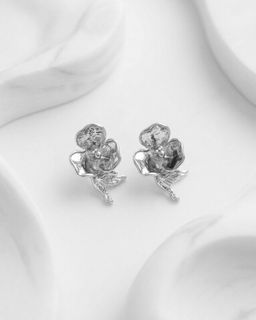 Стильные серьги