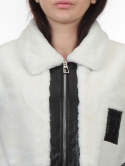 H24-223 BLACK WHITE Куртка демисезонная женская (100 гр. холлофайбер)