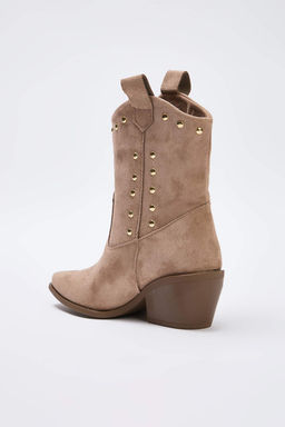 Vizon Suet Trok Detayl? Sivri Burun Kad?n 6i5 cm Blok Topuklu Bot TAKAW26BO00073