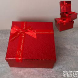 Коробка подарочная квадратная 3 штуки 19х19 см / 3403-A22-R /уп 36/красная