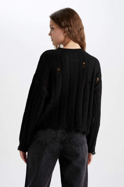 Базовый свитер оверсайз с круглым вырезом - Defacto фото 11