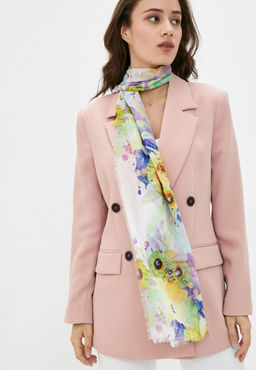 Палантин с цветочным принтом в акварельном стиле - Модные истории фото 3