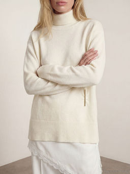 Bal?k?? Yaka Metal Aksesuarl? Kad?n Triko Kazak