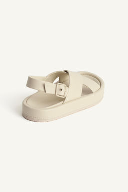 LTHR CRSSVR SNDLS / Blanco - Zara фото 7