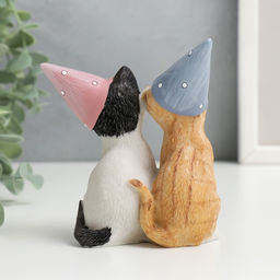 Фигурка полистоун «Котята в колпаках», 10×5.5×9 см