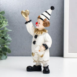 Фигурка полистоун «Клоун с сердцем в руке», чёрно-белый с золотом, 17.5×4.5×9.5 см