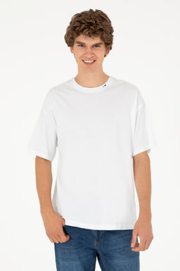 Мужская белая футболка