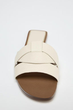 CROSS-STRAP FLAT LEATHER SANDALS - Zara фото 5