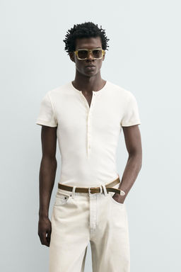 CAMISETA RIB CUELLO PANADERO / Blanco roto