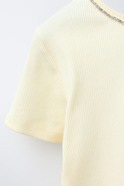 RIBBED T-SHIRT WITH JEWELS