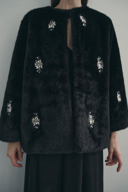 FAUX FUR COAT WITH JEWEL BEADING - Zara фото 4