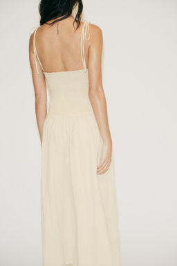 CONTRAST SMOCKED MIDI DRESS - Zara фото 5