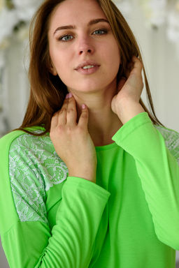 Пижама женская из футболки с длинным рукавом и брюк из вискозы зеленый - Амадэль фото 5