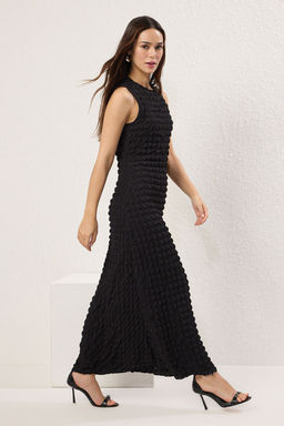 Siyah Duz Dokulu A Kesim/Can Form Bisiklet Yaka Dokulu Maxi Elbise TWOSS24EL00683