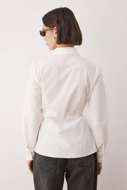 Beyaz Dugme Detayl? Ayarlanabilir Pamuklu Poplin Gomlek TWOAW26GO00101 - Trendyolmilla фото 8