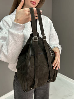 Сумка-рюкзак женская из телячьей кожи