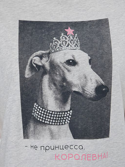 Футболка новогодняя женская с надписью Не принцесса. Королевна! - Mark formelle фото 5