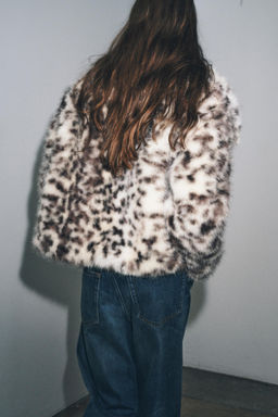 ANIMAL PRINT FAUX FUR JACKET ZW COLLECTION - Zara фото 3