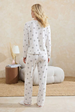 Beyaz Pamuklu Cicekli Kalpli Cep Detayl? Orme Pijama Tak?m? THMAW25PT00227 - Trendyolmilla фото 15