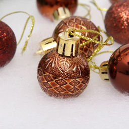 Цена за 4 шт. Новогодние шары 3 см (набор 9 шт) Микс фактур, шоколад