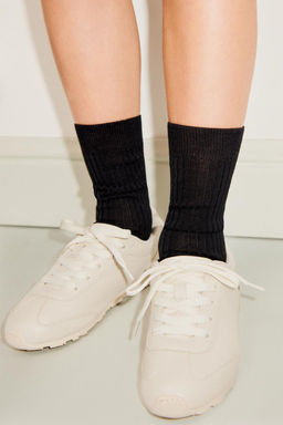 THIN SOLE SNEAKERS